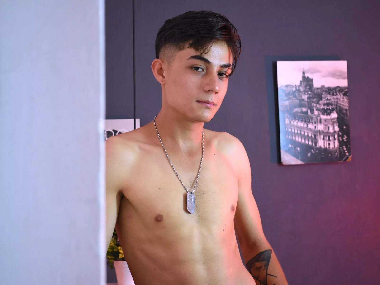 AnthonyGreys livejasmin