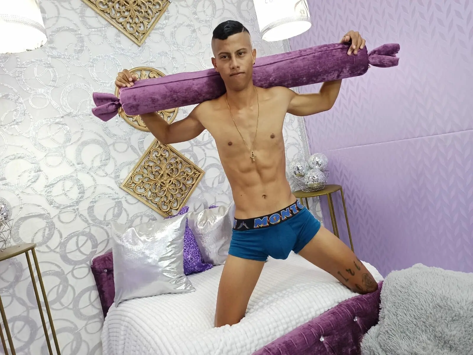 MiltonBrown livejasmin